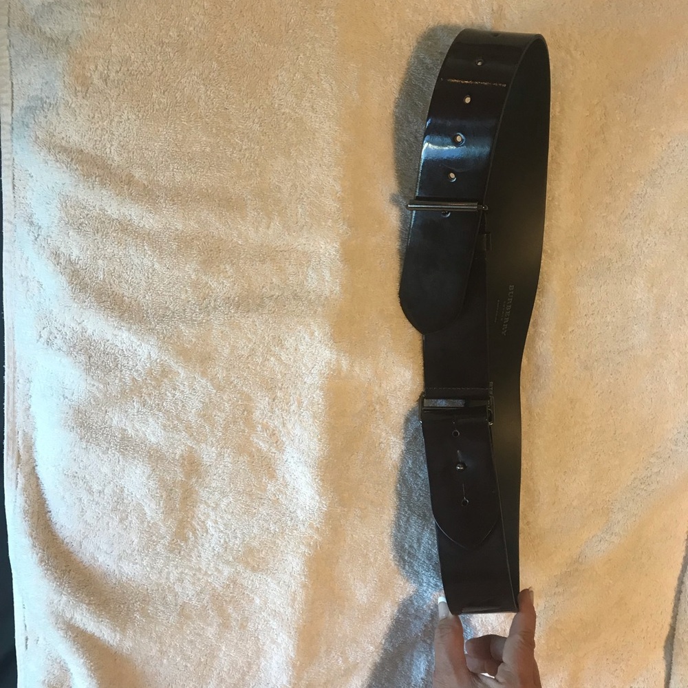 Burberry Burgundy Belt - Picture 3 of 3